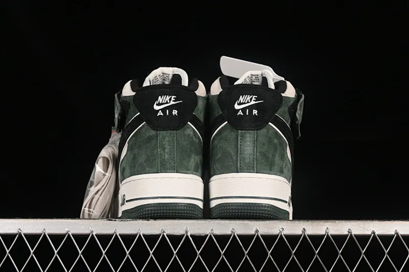 All categories Nk Air Force 1 Air Force series Nk Air Force 1 Mid Air Force mid-top Nk Air Force 1'07 Mid black military green Air Force One mid-top casual sneakers CG9908-103